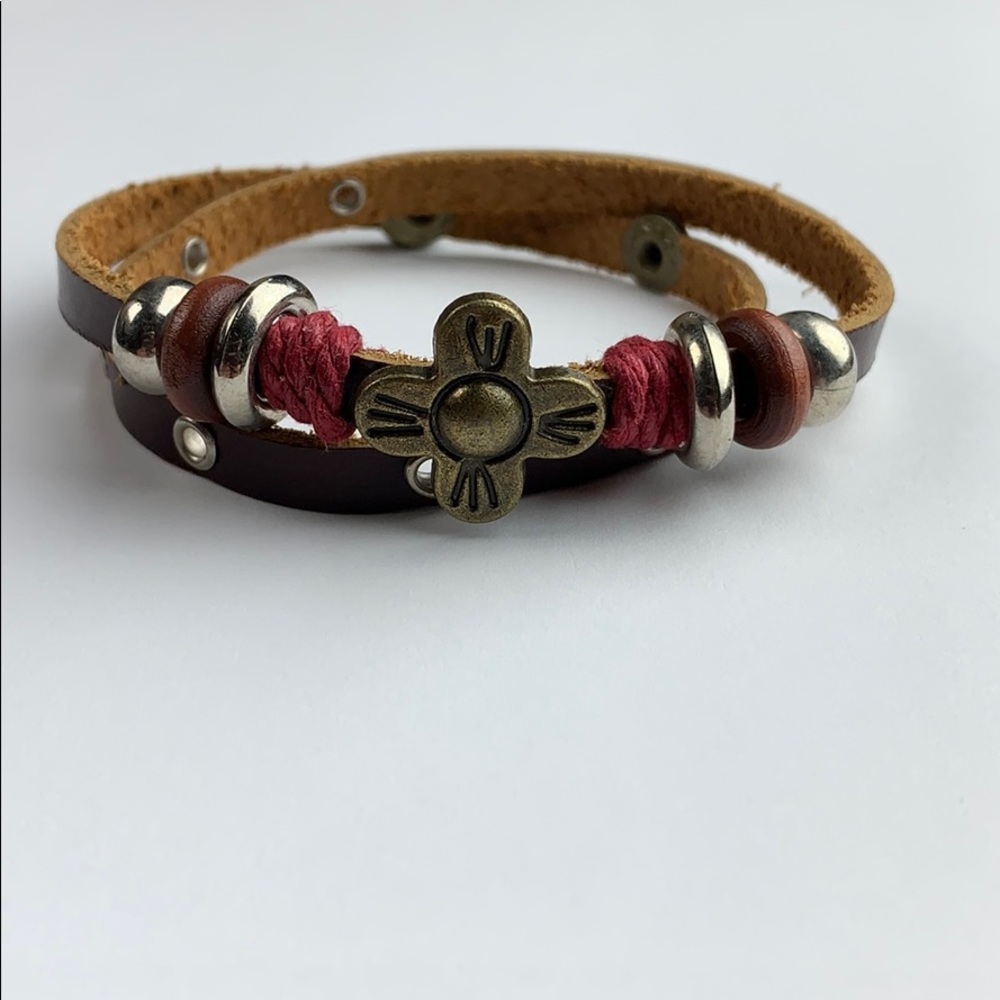 FLOWER DOUBLE WRAP LEATHER BRACELET